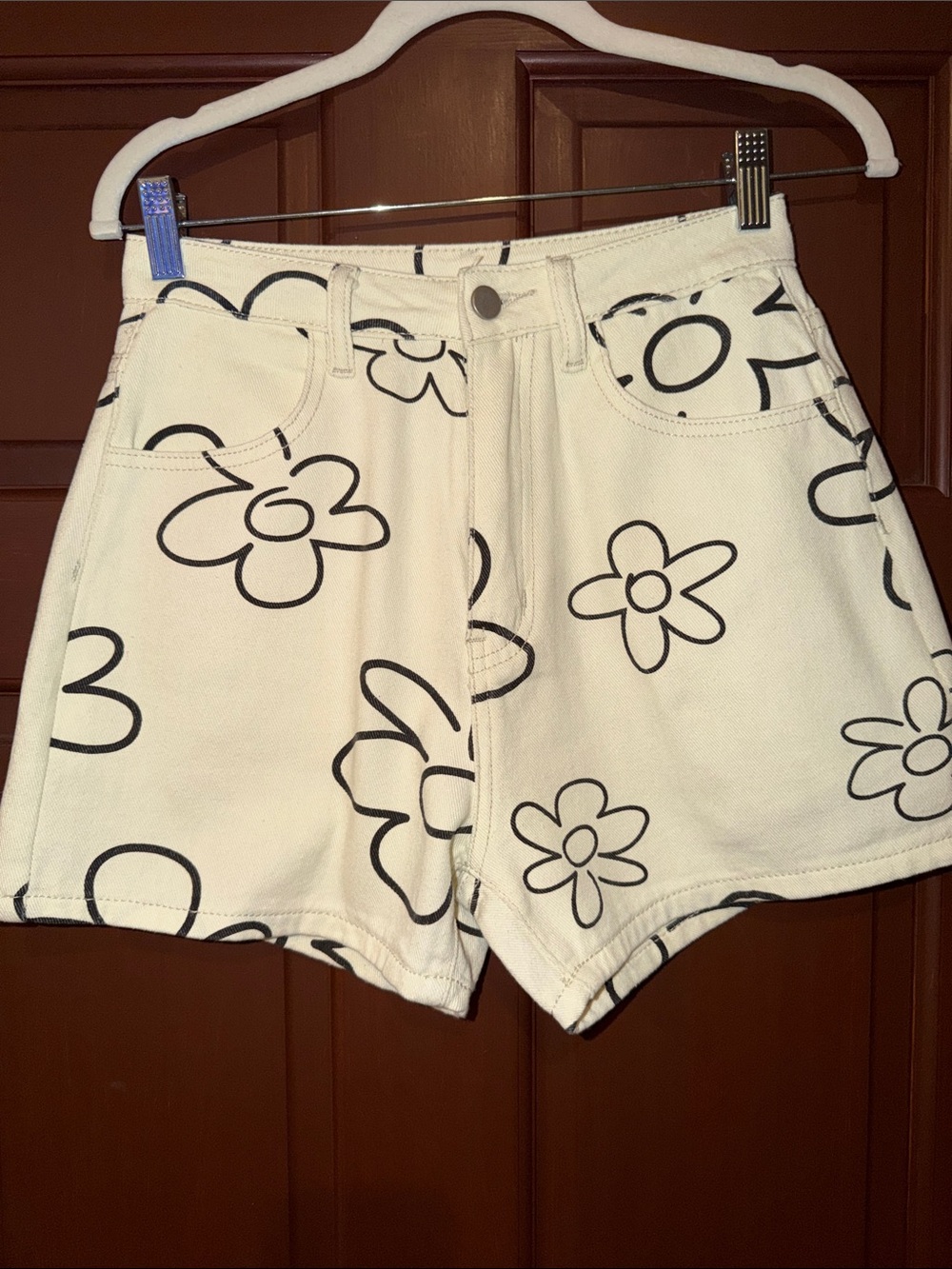 Women’s White Floral Print High-Waist Shorts